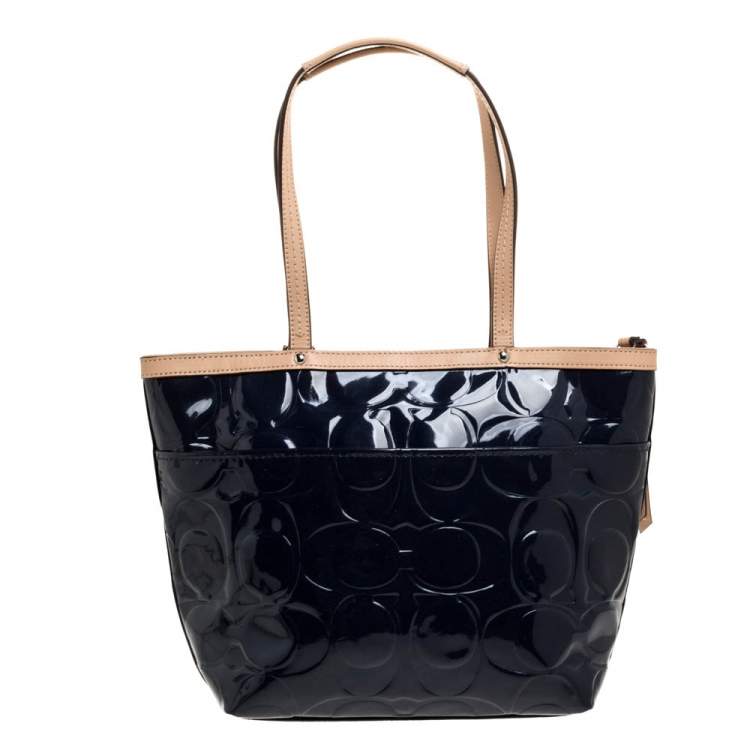 Pre Owned Coach Blue/Beige Patent Leather Peyton Tote