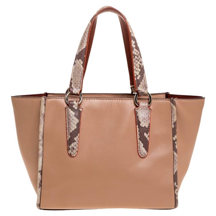 Pre Owned Coach Light Peach/Beige Leather Crosby 21 Tote