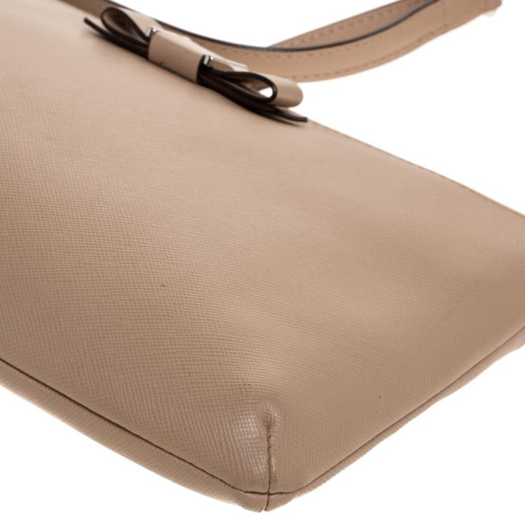 Pre Owned Coach Beige Leather Bow East West Crossbody Bag