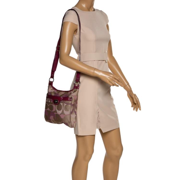 Pre Owned Coach Beige/Purple Canvas and Patent Leather Crossbody Bag