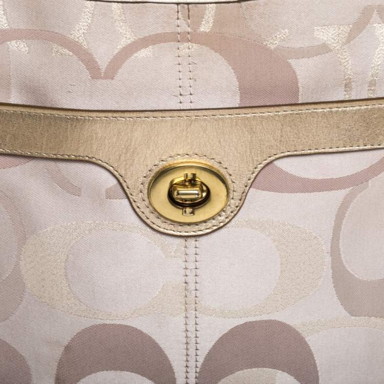 Pre Owned Coach Beige Signature Canvas and Leather Crossbody Bag