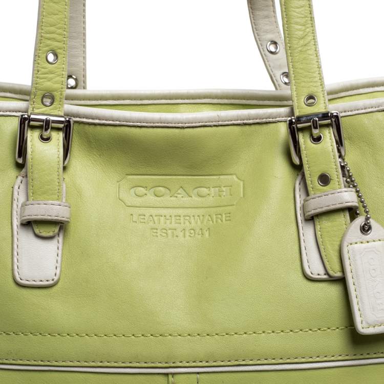 Pre Owned Coach Light Green Leather East West Gallery Tote