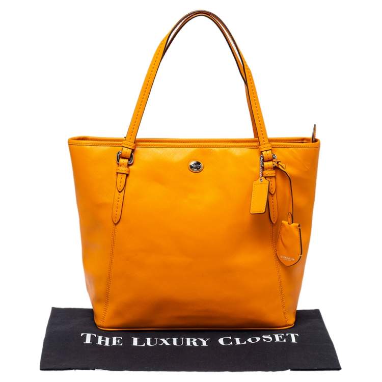 Pre Owned Coach Orange Leather Peyton Zip Tote