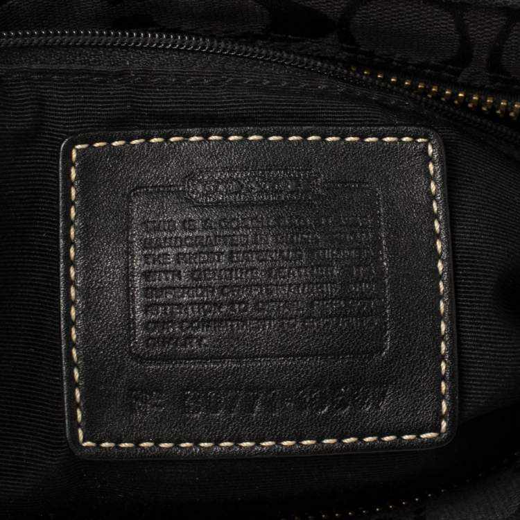 Pre Owned Coach Black Signature Canvas and Leather Hampton Tote