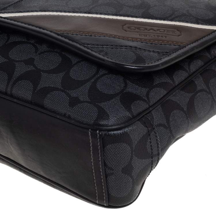 Pre Owned Coach Black/Grey Coated Canvas and Leather Messenger Bag