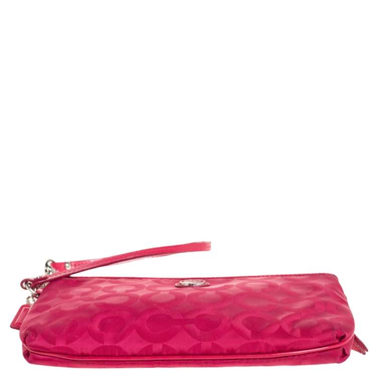 Pre Owned Coach Fuchsia Signature Nylon Wristlet Pochette 