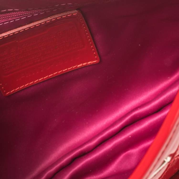 Pre Owned Coach Red Quilted Patent Leather Hippie Pocket Top Handle Bag