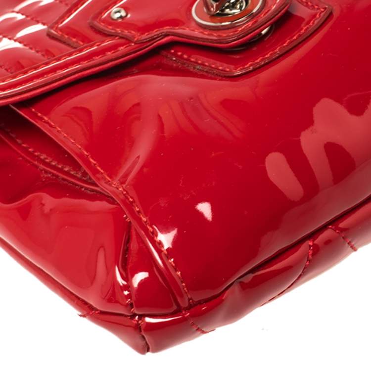 Pre Owned Coach Red Quilted Patent Leather Hippie Pocket Top Handle Bag