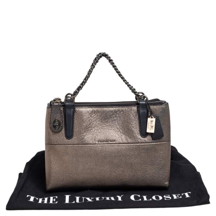 Pre Owned Coach Black/Gold Textured Leather Chain Tote