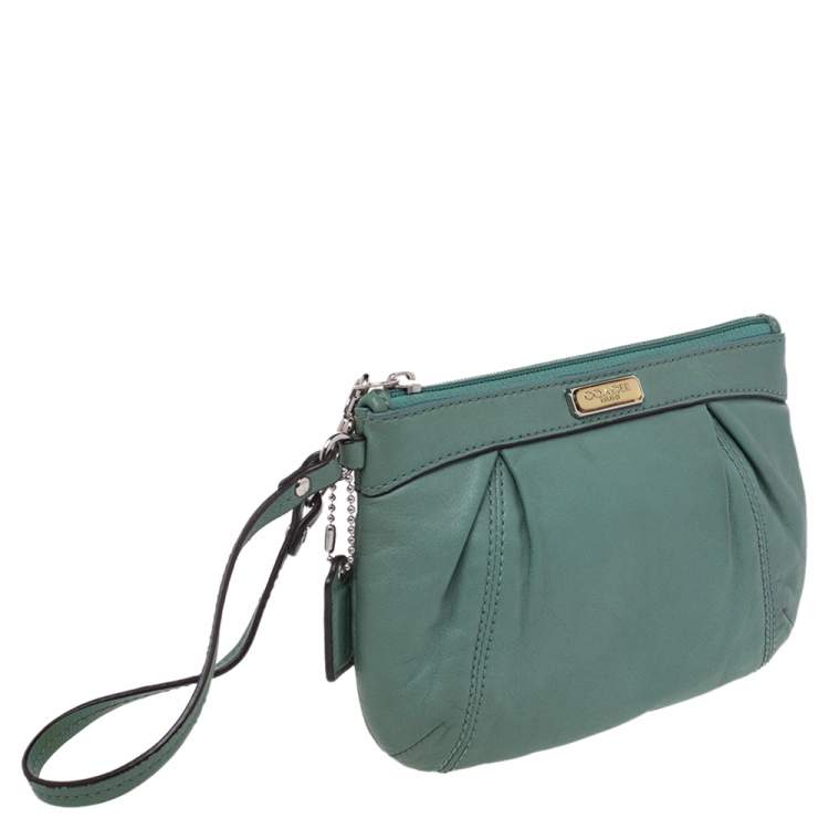 Pre Owned Coach Green Leather Wristlet Clutch
