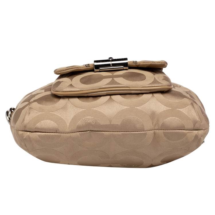 Pre Owned Coach Beige Signature Canvas And Leather Hobo