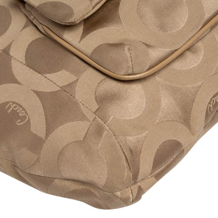 Pre Owned Coach Beige Signature Canvas And Leather Hobo