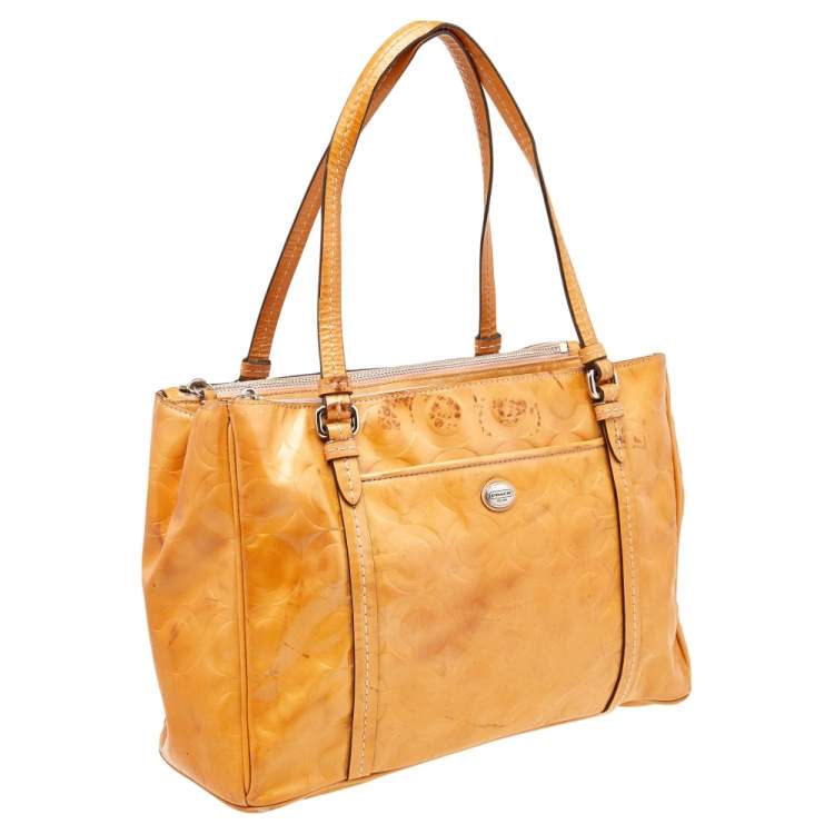 Pre Owned Coach Tan Patent Leather Peyton Op Art Double Zip Satchel