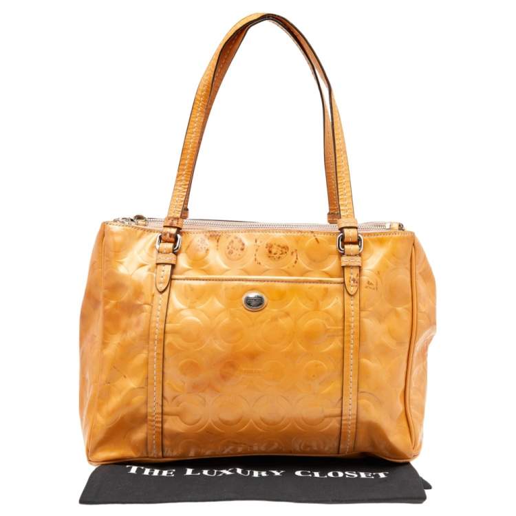 Pre Owned Coach Tan Patent Leather Peyton Op Art Double Zip Satchel