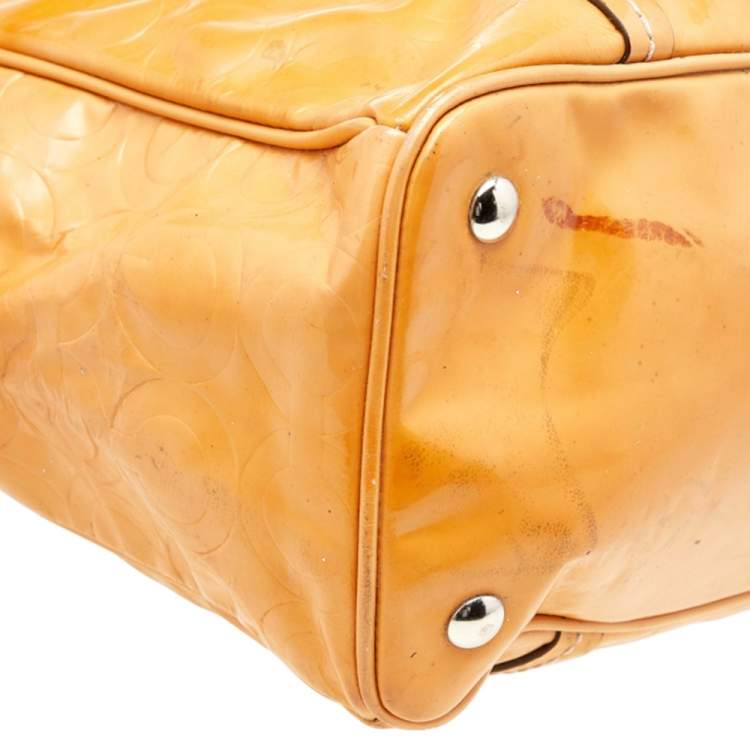 Pre Owned Coach Tan Patent Leather Peyton Op Art Double Zip Satchel