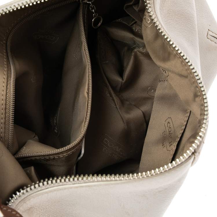 Pre Owned Coach Cream/Brown Leather Shoulder Bag