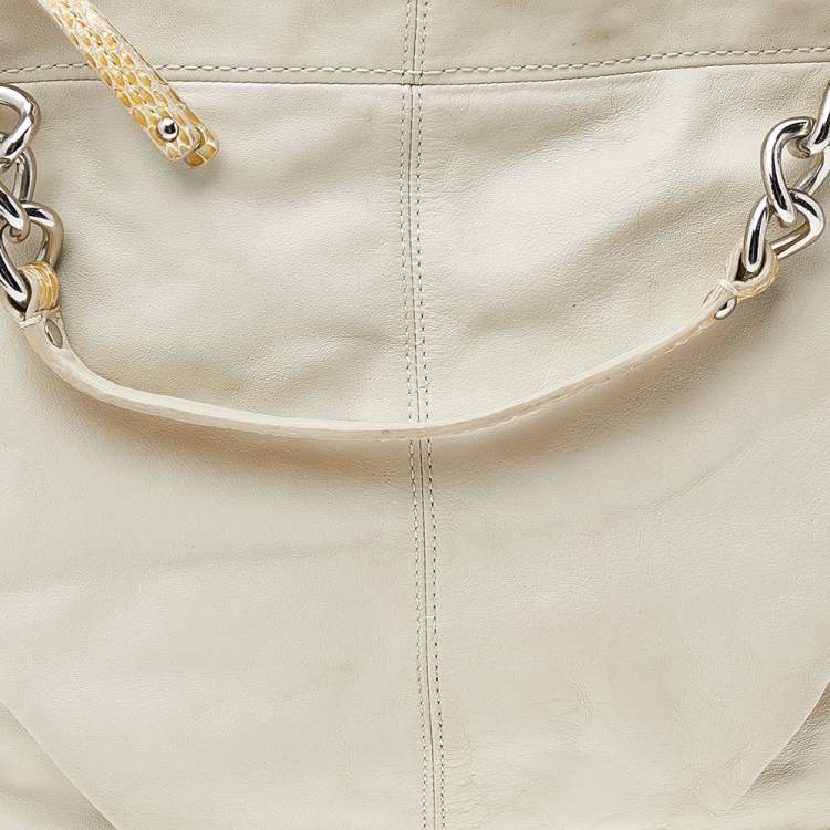 Pre Owned Coach Beige Leather Shoulder Bag