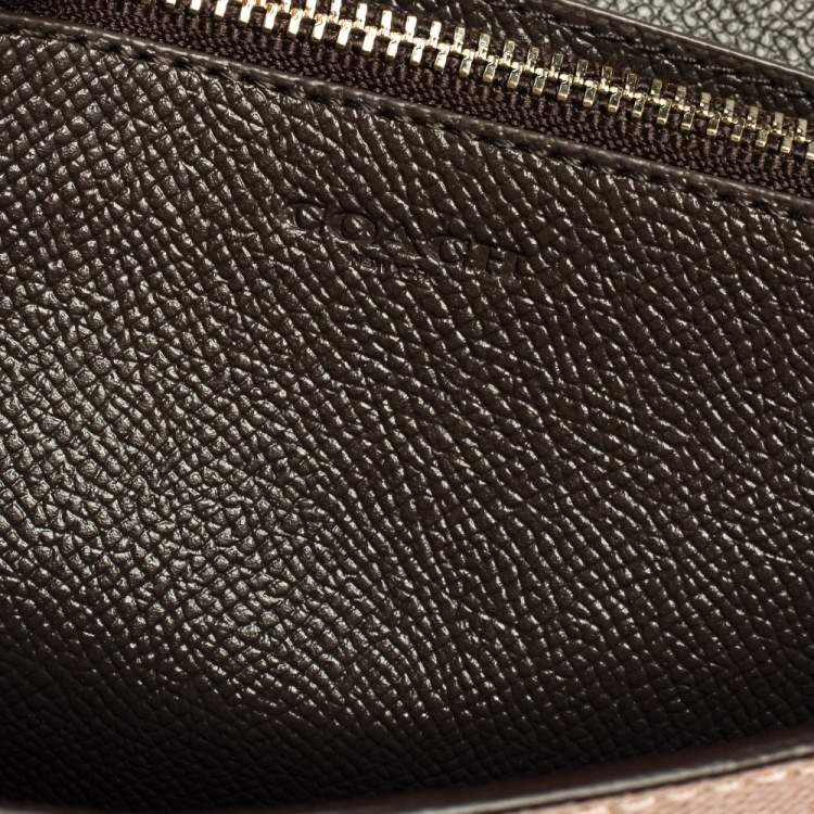 مملوكة مسبقًا Coach Metallic Rose-Gold, Gold Leather Wallet on Chain 