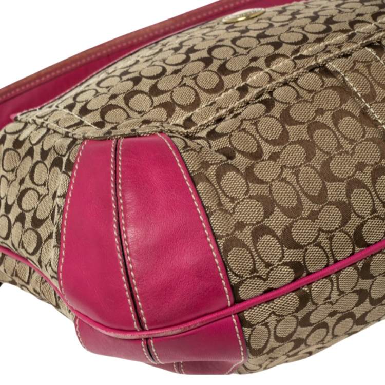 مملوكة مسبقًا Coach Pink/Beige Signature Canvas and Leather Zip Hobo
