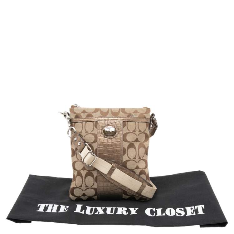 Pre Owned Coach Beige/Brown Signature Canvas and Croc Embossed Leather Swingpack Messenger Bag