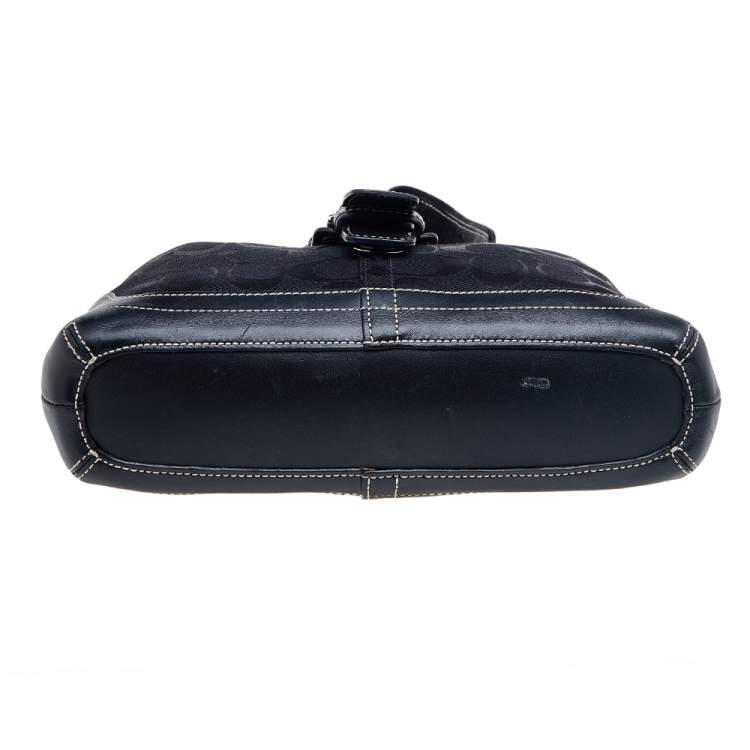 Pre Owned Coach Black Signature Canvas And Leather Buckle Hobo 