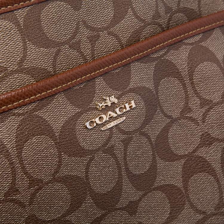 Pre Owned Coach Beige Signature Coated Canvas and Leather File Messenger Bag