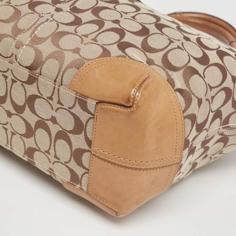 Pre Owned Coach Beige/Tan Signature Canvas Bleecker Tote
