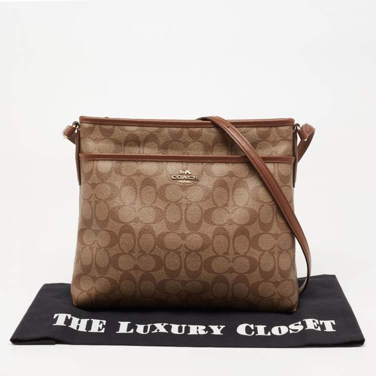 Pre Owned Coach Beige/Brown Signature Coated Canvas and Leather File Messenger Bag