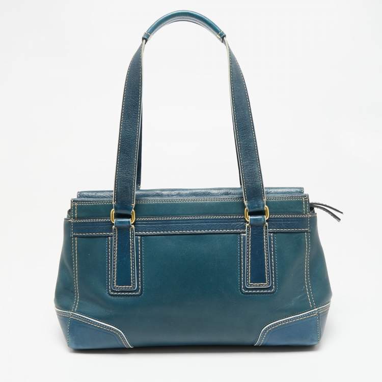 مملوكة مسبقًا Coach Teal Signature Patent and Leather Hampton Tote
