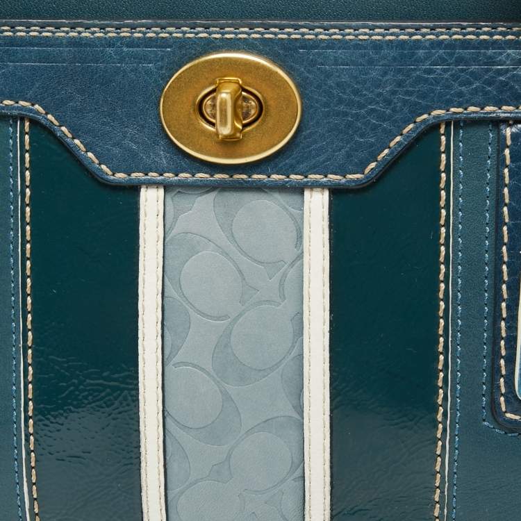 مملوكة مسبقًا Coach Teal Signature Patent and Leather Hampton Tote