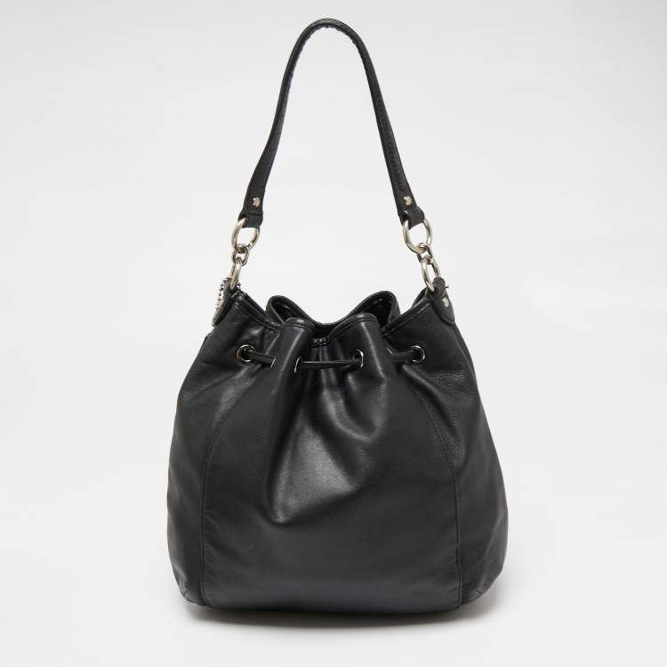 Pre Owned Coach Black Leather Daisy Drawstring Crossbody Bag