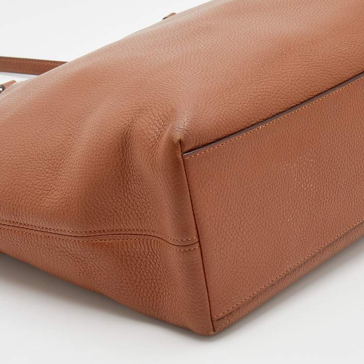 مملوكة مسبقًا Coach Brown Leather Sophia Chain Tote