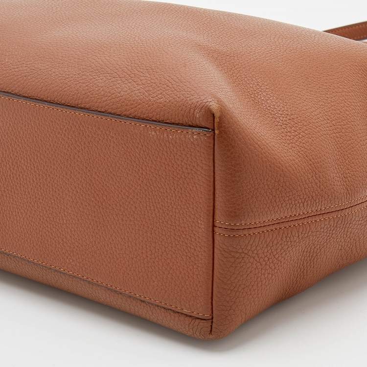 مملوكة مسبقًا Coach Brown Leather Sophia Chain Tote
