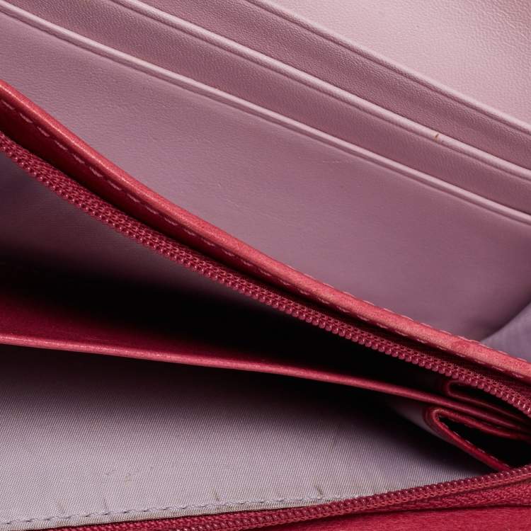 Pre Owned Coach Beige/Pink Signature Canvas And Leather Compact Wallet