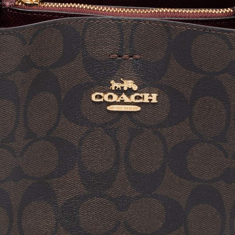 Pre Owned Coach Brown/Red Signature Coated Canvas and Leather Small Town Bucket Bag