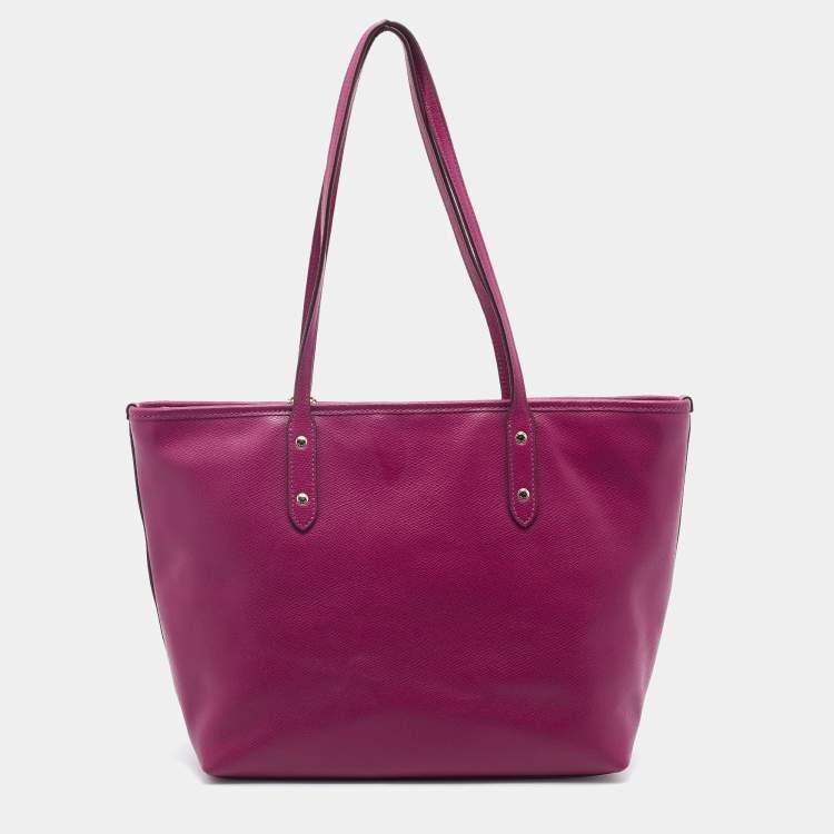 مملوكة مسبقًا Coach Magenta Leather Town Tote