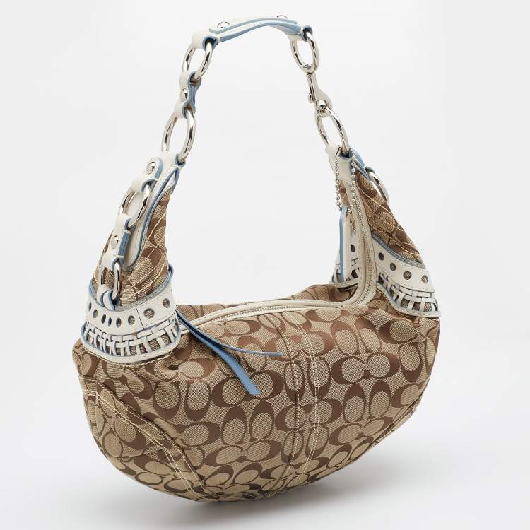 Pre Owned Coach Beige/White Signature Canvas And Leather Hobo