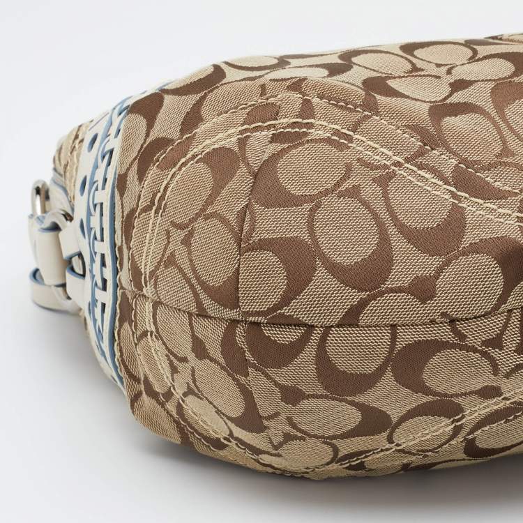 Pre Owned Coach Beige/White Signature Canvas And Leather Hobo