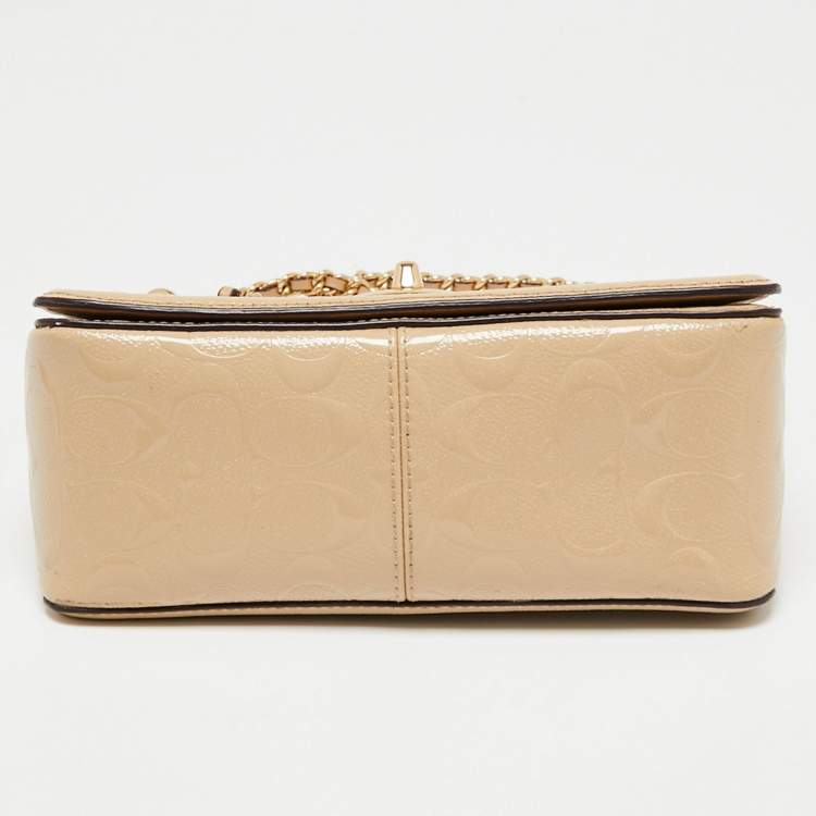 مملوكة مسبقًا Coach Beige Leather Turn Lock Crossbody Bag