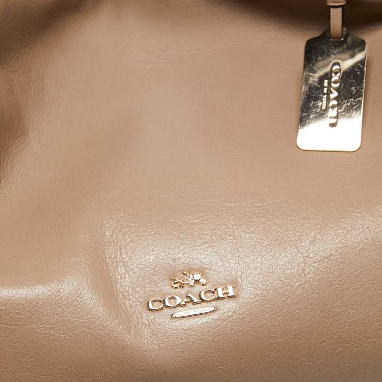 Pre Owned Coach Black/Beige Leather Carriage Edie Shoulder Bag