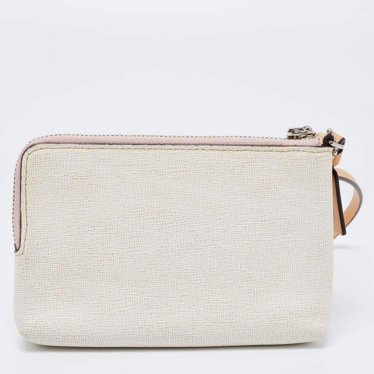 Pre Owned Coach White/Beige Leather Wristlet