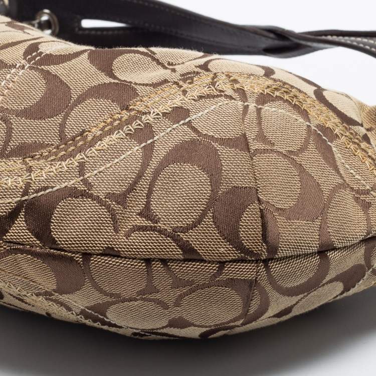 Pre Owned Coach Beige/Brown Signature Canvas and Leather Soho Hobo