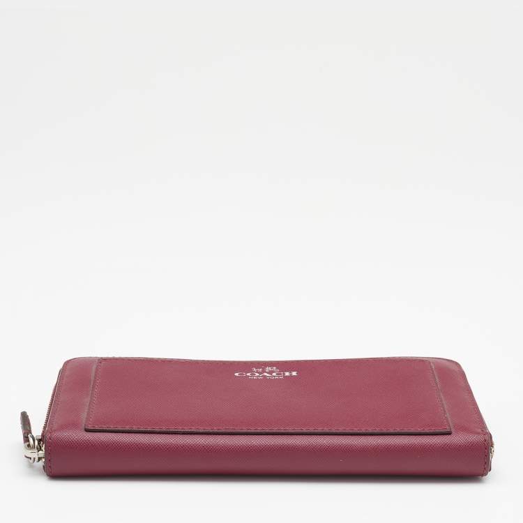 Pre Owned Coach Magenta Pink Saffiano Leather Zip Around Wallet