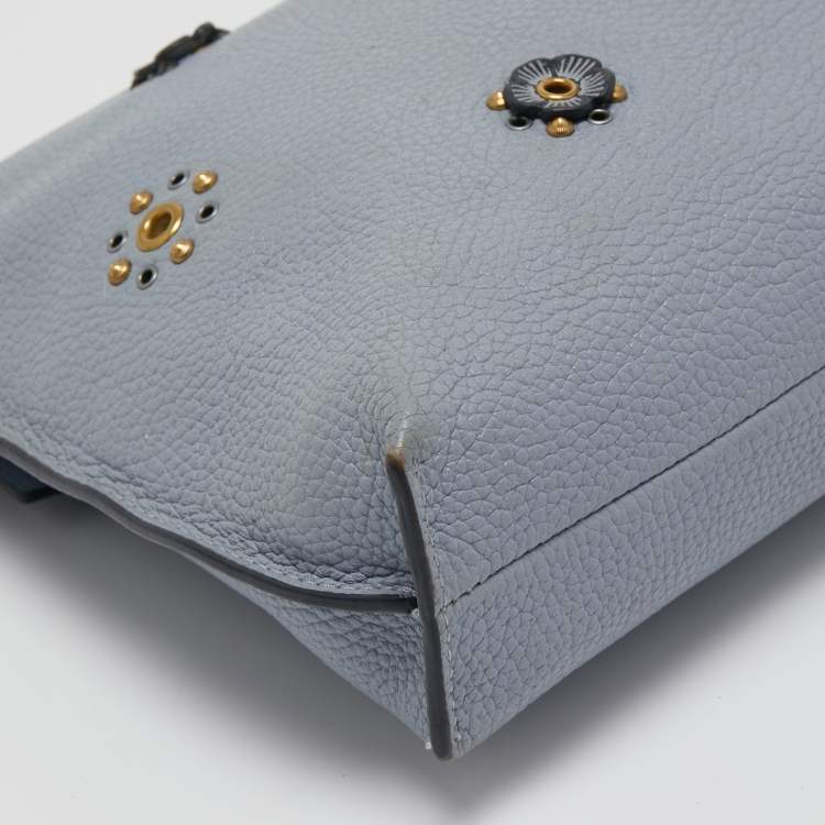 مملوكة مسبقًا Coach Blue Leather Charlie Rivets Wristlet Pouch