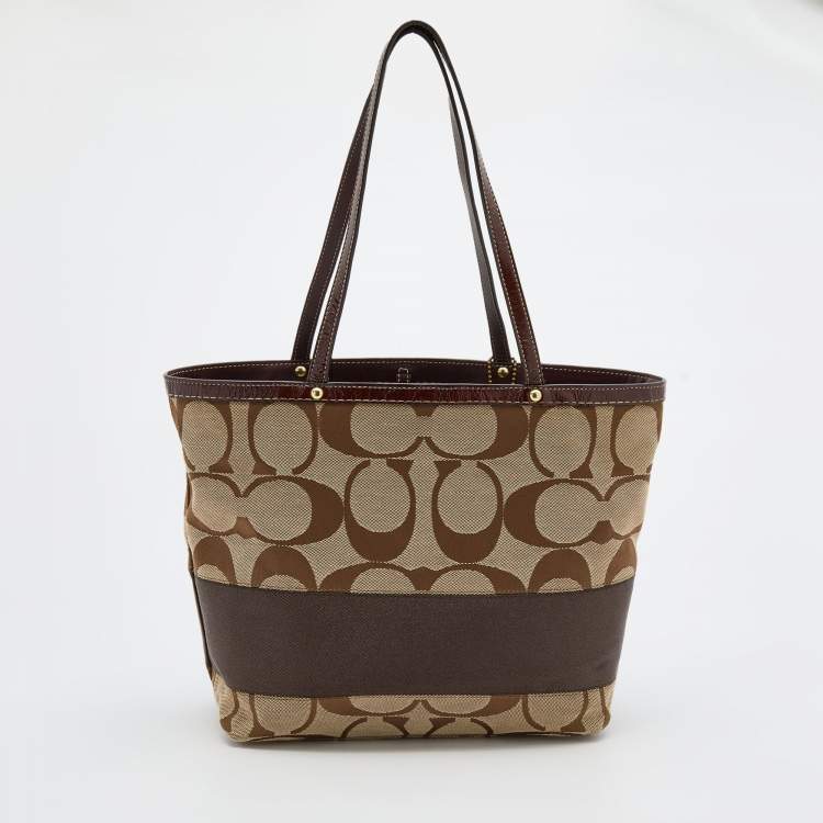 مملوكة مسبقًا Coach Beige/Brown Signature Canvas and Fabric Tote 