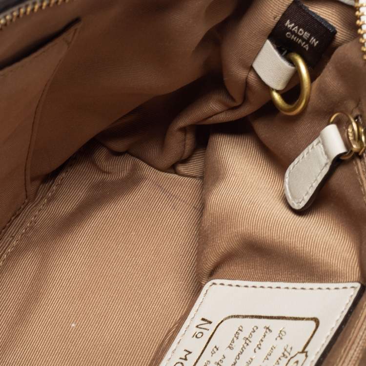 مملوكة مسبقًا Coach Brown/Beige Signature Canvas Front Pocket Baguette Bag
