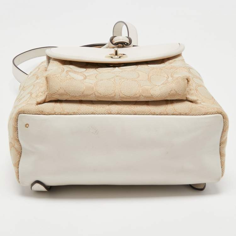 Pre Owned Coach Beige/Cream Signature Canvas and Leather Backpack