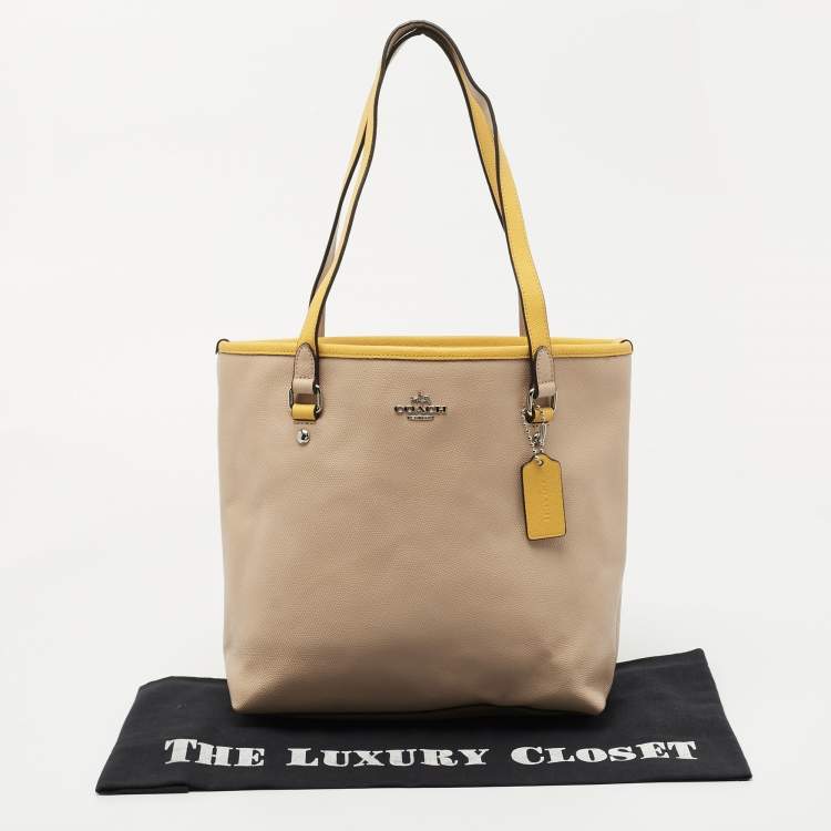 مملوكة مسبقًا Coach Beige/Mustard Leather Top Zip Tote