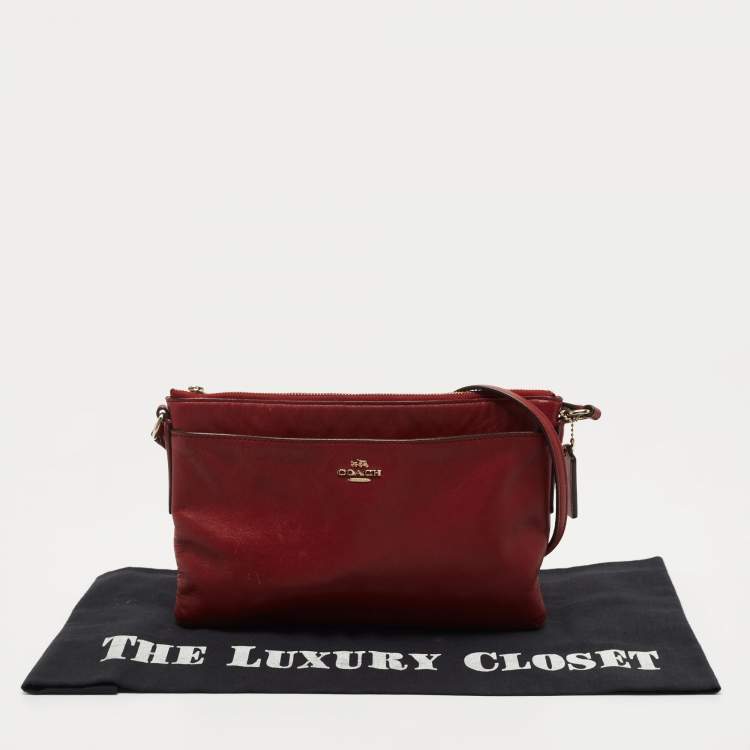 مملوكة مسبقًا Coach Red Leather East/West Swingpack Crossbody Bag