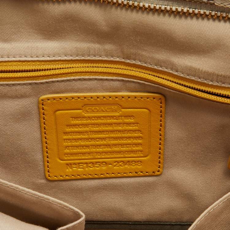 Pre Owned Coach Beige/Maroon Leather and Signature Canvas Shoulder Bag